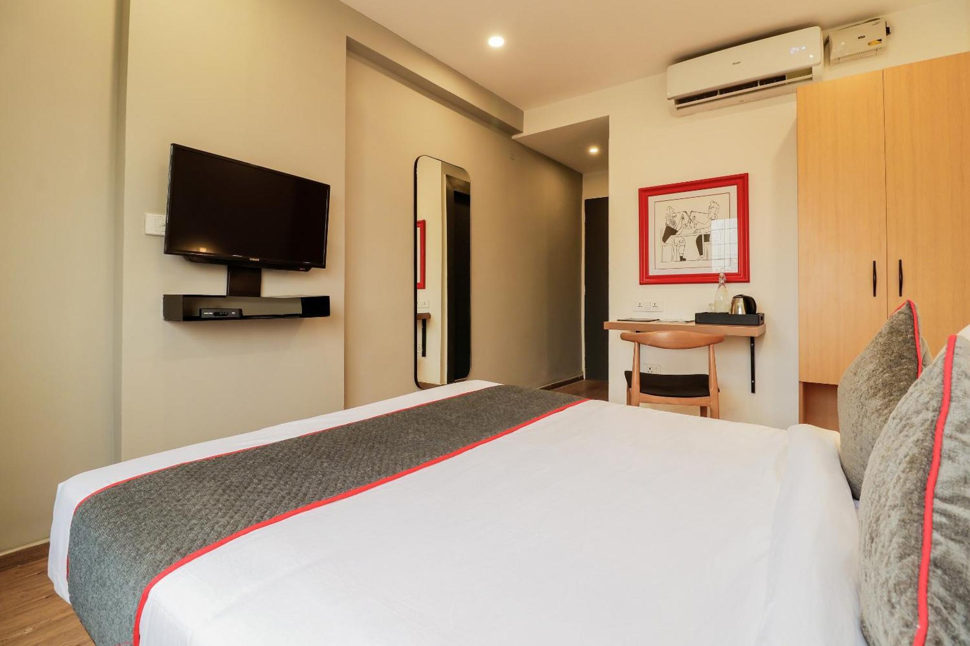Super Townhouse The Landmark Indore Eksteriør bilde